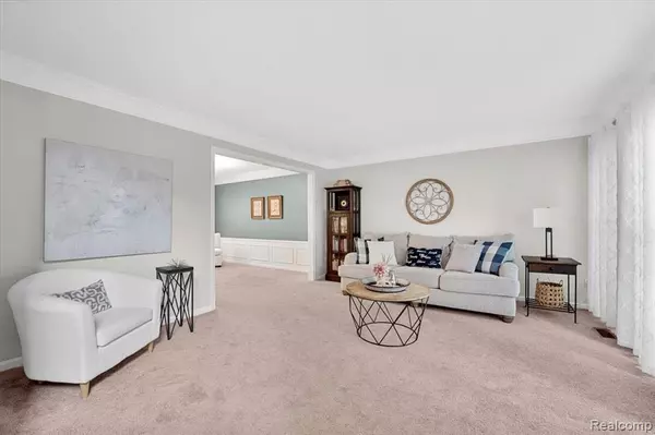 Canton, MI 48188,1561 Glengarry Boulevard