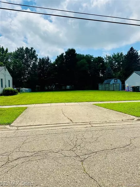 1252 Beatrice Street, Flushing, MI 48433