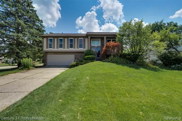 Novi, MI,40309 Franklin Mill Street