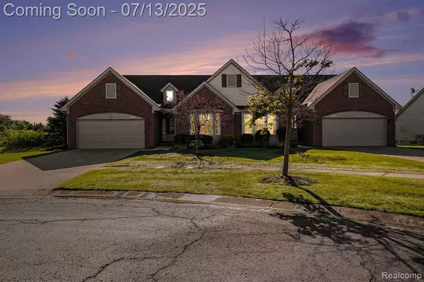 Grand Blanc, MI 48439,7031 Iris Court