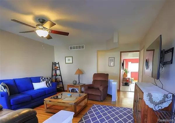 Taylor, MI 48180,10352 Gulley Street