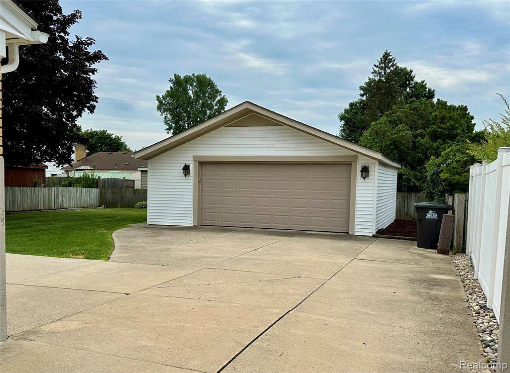 Taylor, MI 48180,25631 Statler Street