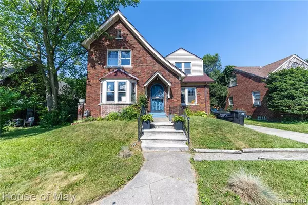 15365 Lindsay Street, Detroit, MI 48227