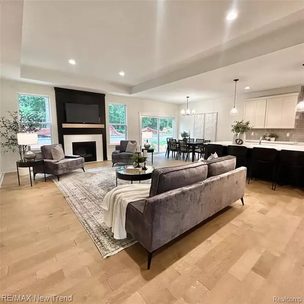 West Bloomfield, MI 48323,7836 TRAILSIDE Court