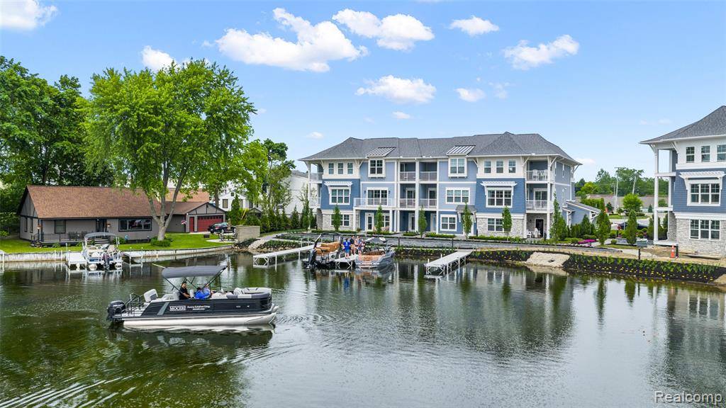 Lake Orion, MI 48362,460 Mystic Cove Lane