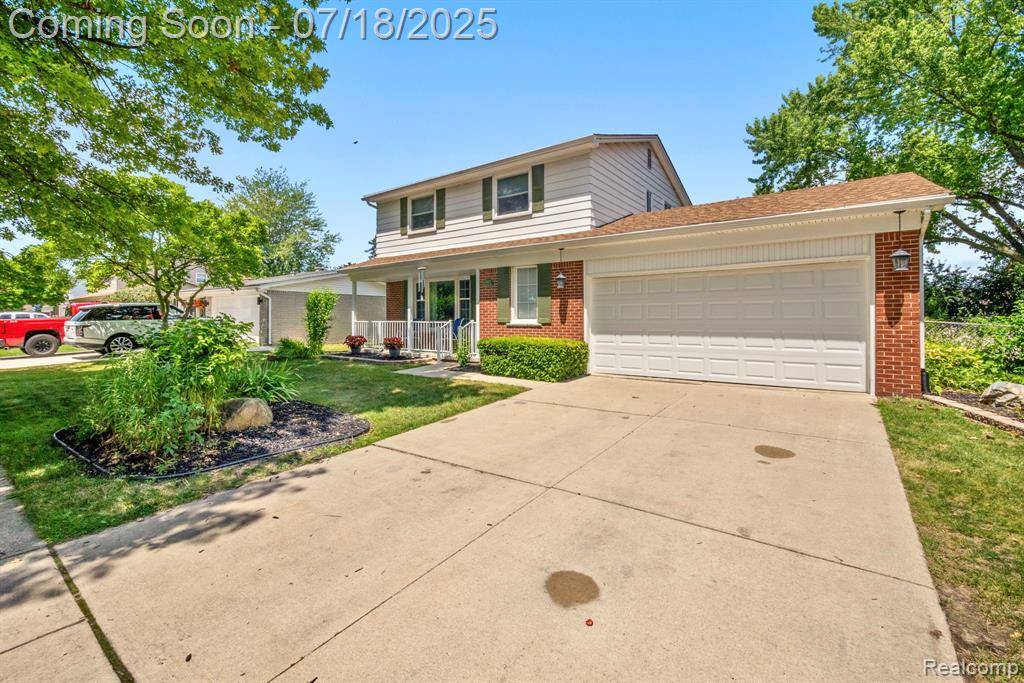 Woodhaven, MI 48183,16272 Woodland Street
