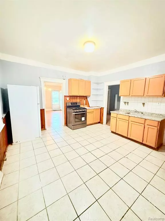 Hamtramck, MI 48212,3122 Belmont Street