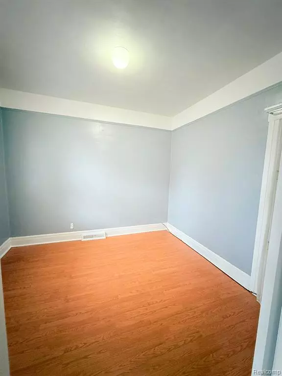 Hamtramck, MI 48212,3122 Belmont Street