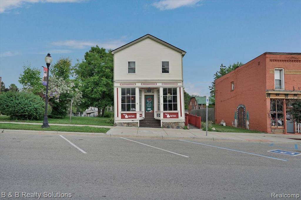 5481 Main Street, Dryden, MI 48428