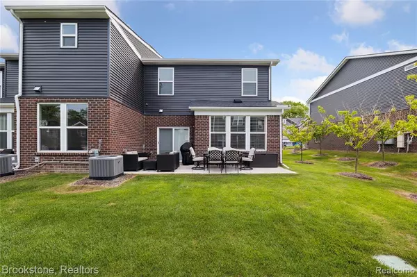 Rochester Hills, MI 48307,765 Hummingbird Drive