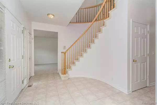 Rochester Hills, MI 48309,2106 Cattail Circle