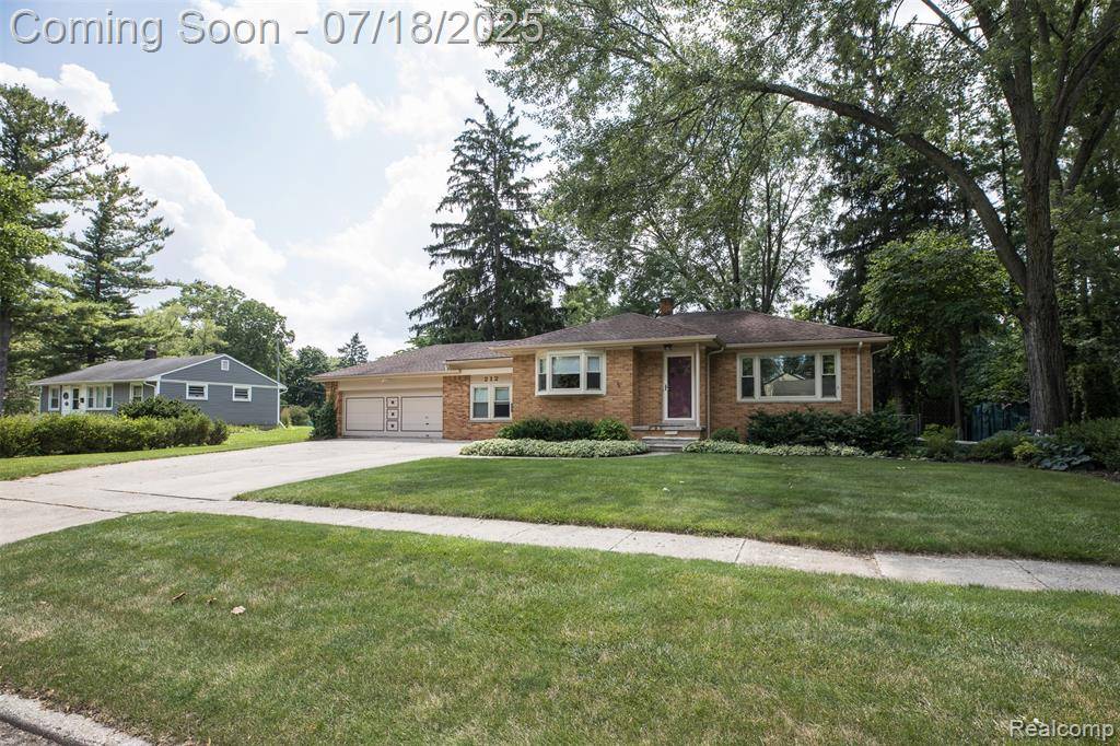 Saline, MI 48176,212 Detroit Street