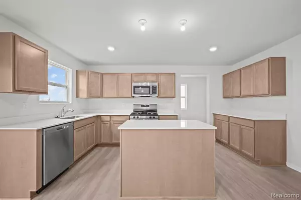 Grand Blanc, MI 48439,4257 Oak Street
