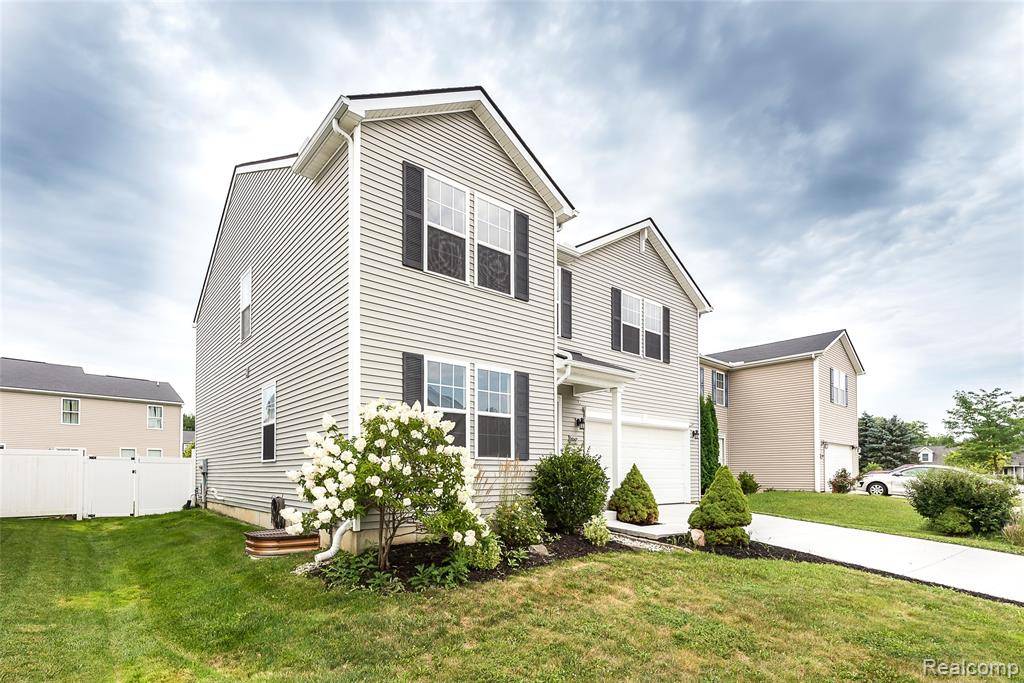 Dexter, MI 48130,8067 Beechwood Boulevard