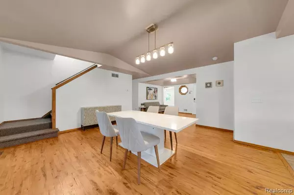 Goodrich Vlg, MI,9442 Horton Road