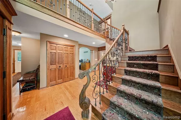 Grosse Ile, MI 48138,8931 Bridge Road