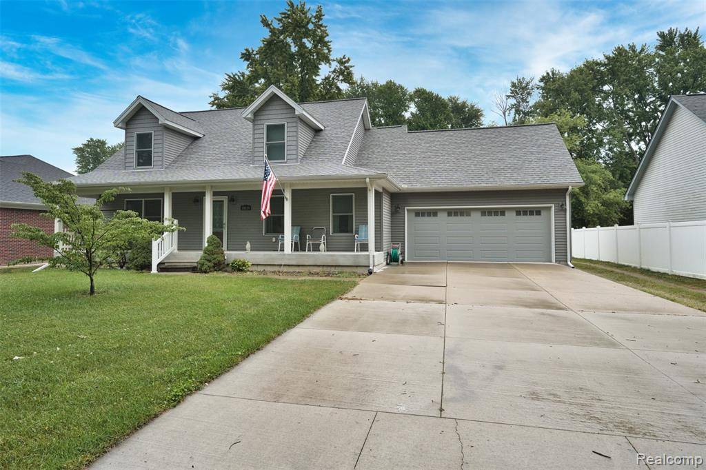 38524 Pineridge Street, Harrison Township, MI