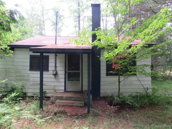 6086 Patterson Street, Gladwin, MI 48624