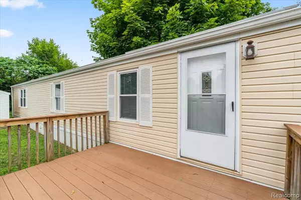 Oxford, MI 48371,46 Hosner