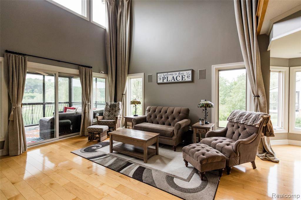 Brighton, MI 48114,9050 Lake Dominion Drive