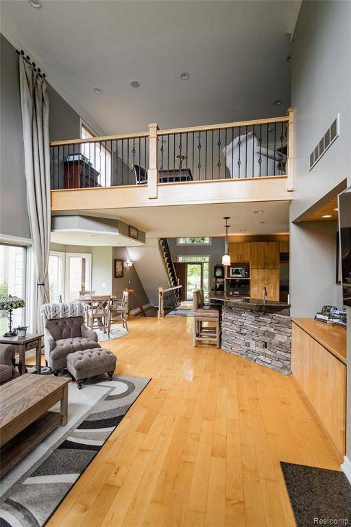 Brighton, MI 48114,9050 Lake Dominion Drive