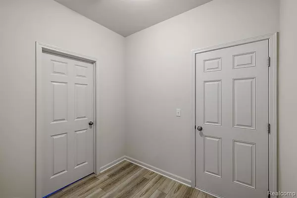 South Lyon, MI 48178,21008 CAMPOLINA Drive