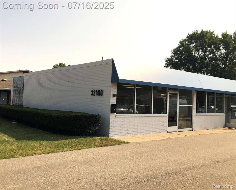 32480 Mound  Road Road, Warren, MI 48092