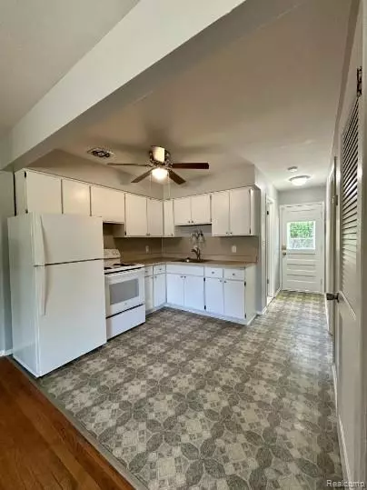 Lincoln Park, MI 48146,1450 Goddard Road