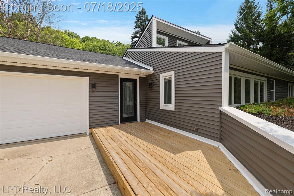 Davison, MI 48423,2381 Solarwood Drive