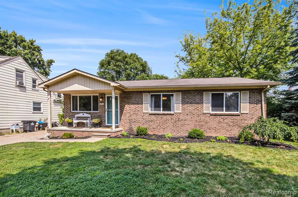 Westland, MI,8702 Fremont Street
