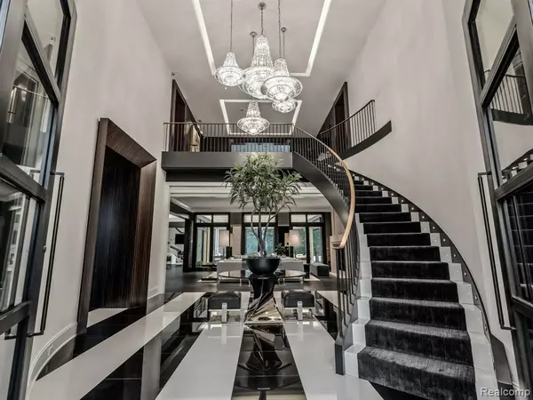 Northville, MI 48167,20910 TURNBERRY Boulevard