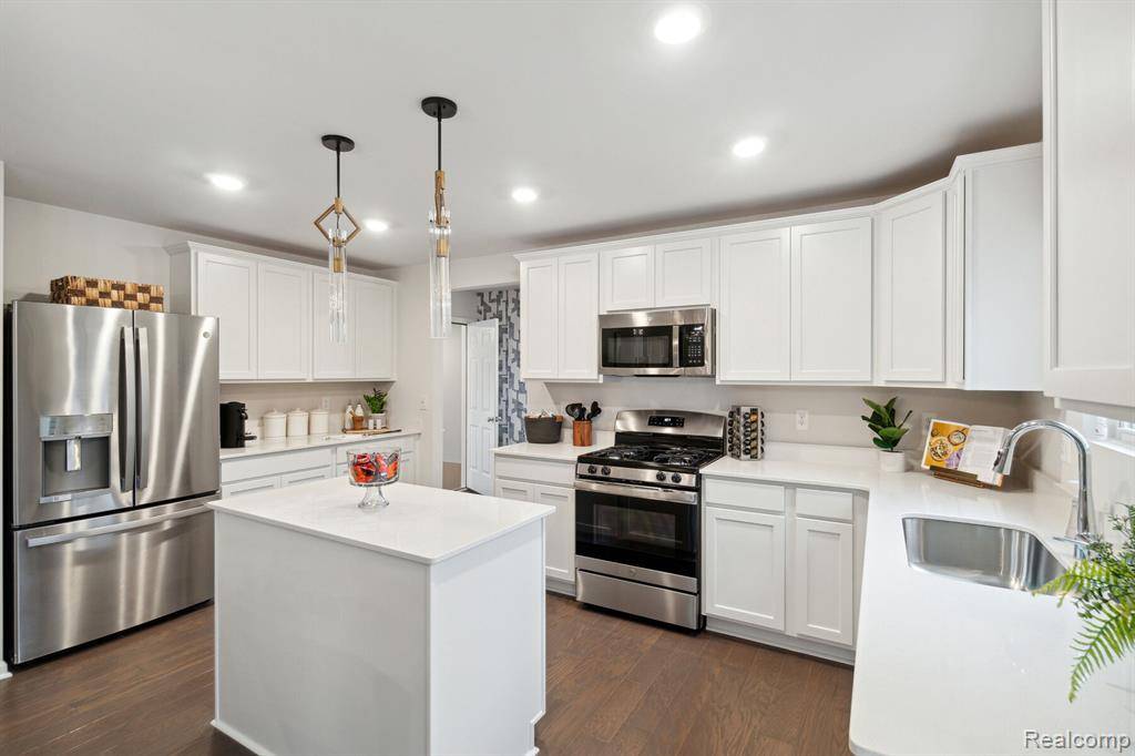 Van Buren, MI 48111,14494 Old Oak Trail