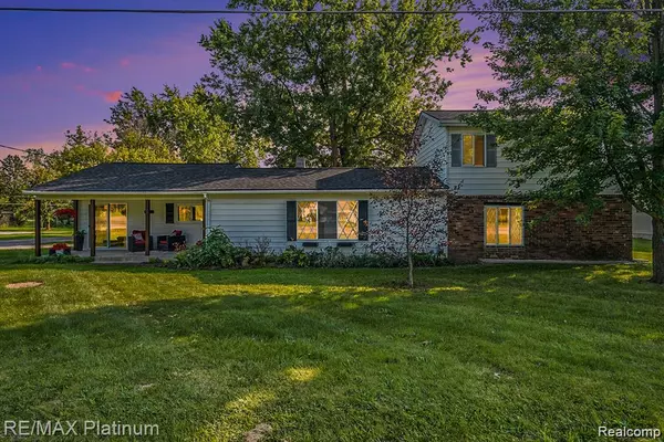 8001 Beecher Road, Flushing, MI 48433