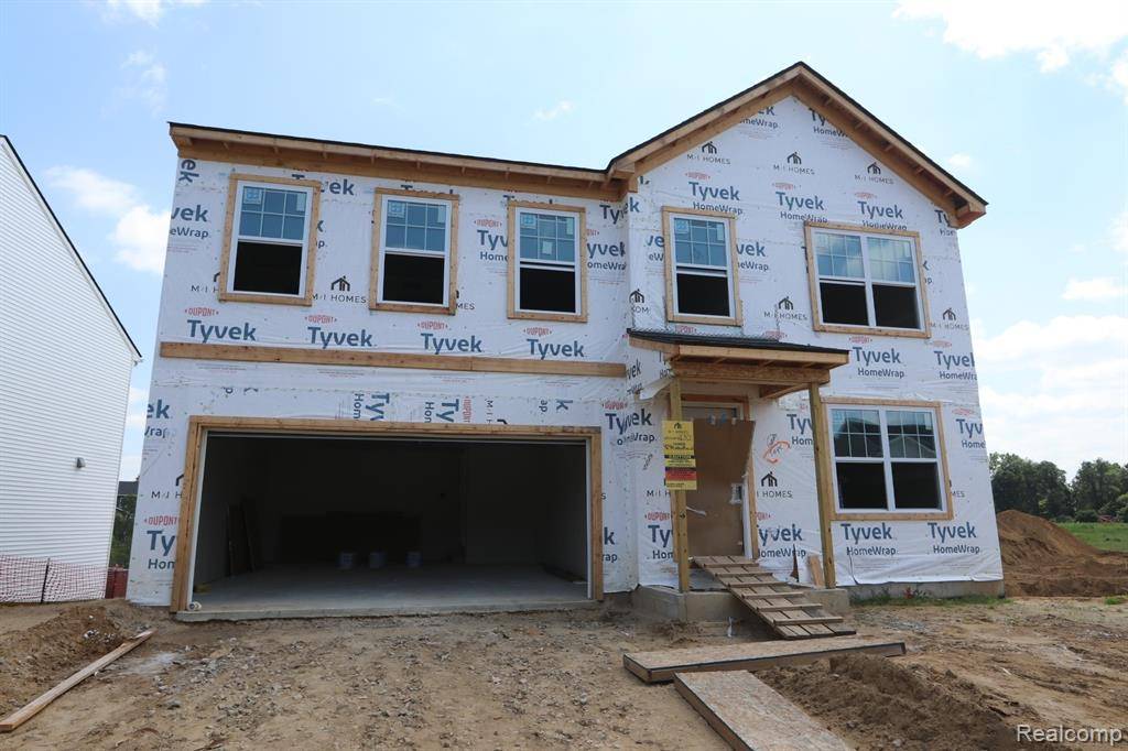 Holly, MI 48442,424 Hidden River W