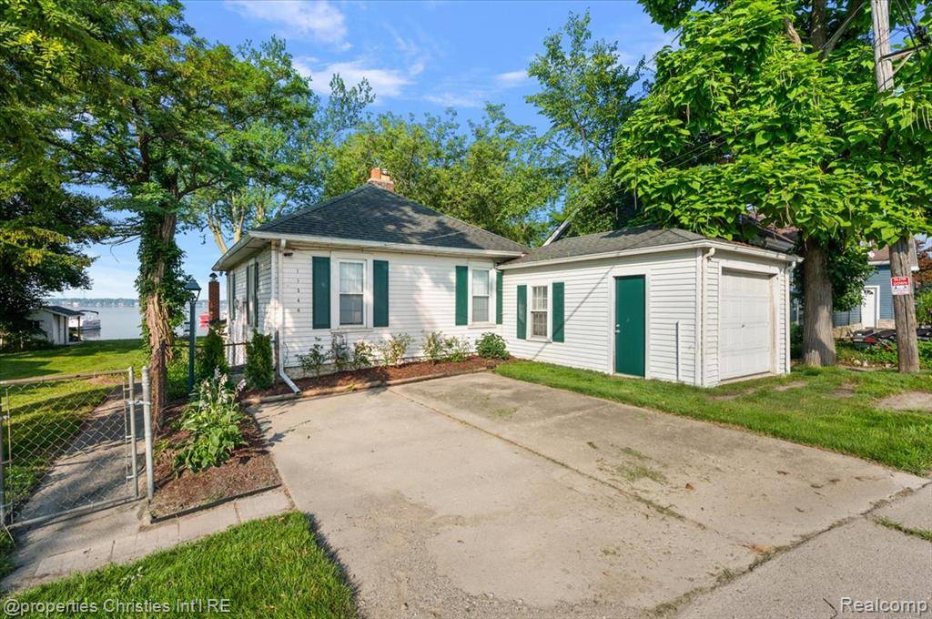 Whitmore Lake, MI 48189,11346 E Shore Drive