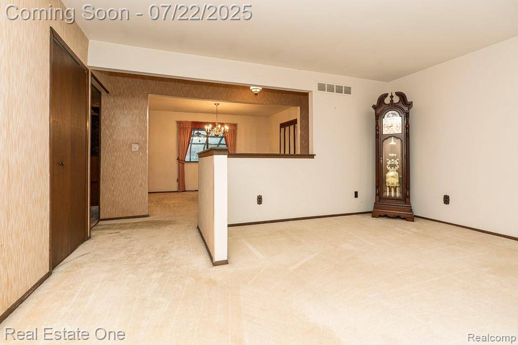 Troy, MI 48085,2220 Michele Drive
