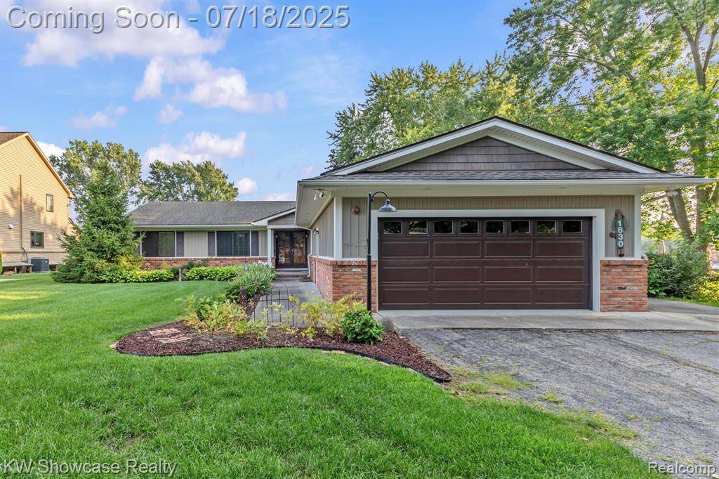 1830 Majon, Highland, MI 48356