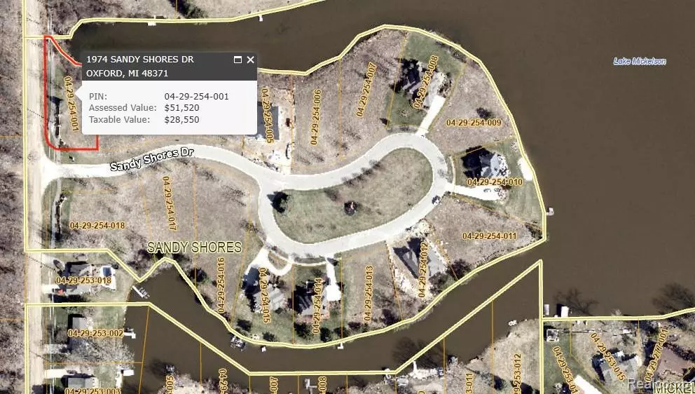 1974 Sandy Shores Drive, Oxford, MI 48371