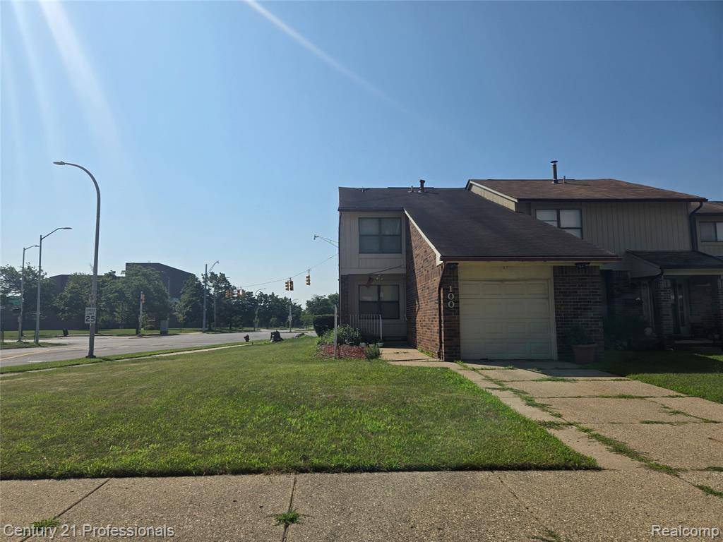 3100 Woods Circle, Detroit, MI 48207