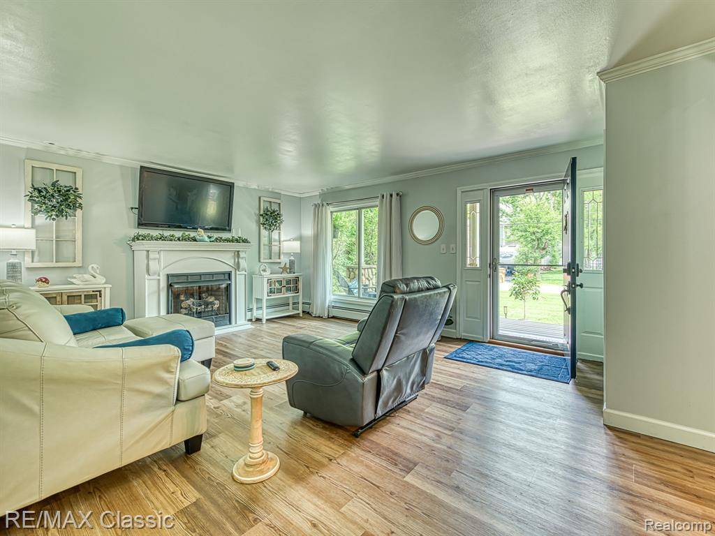 Gregory, MI 48137,14049 Edgewater Drive