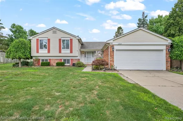 Livonia, MI 48154,13947 Ashurst Street
