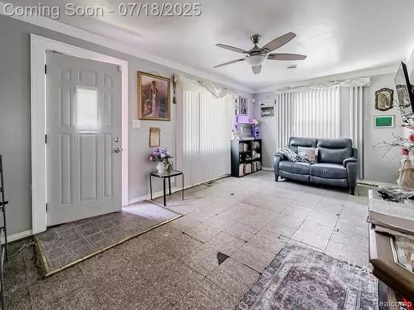 Livonia, MI 48150,9081 Hartel Street