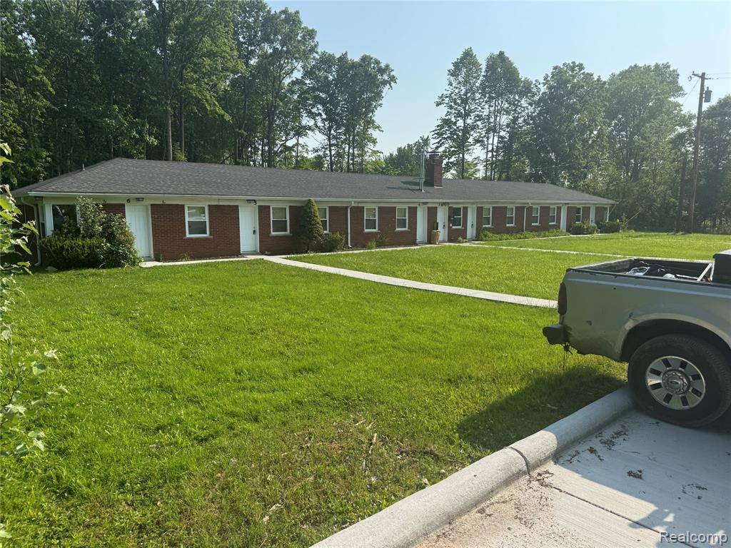 3650 S Morton Taylor Road, Plymouth, MI 48188