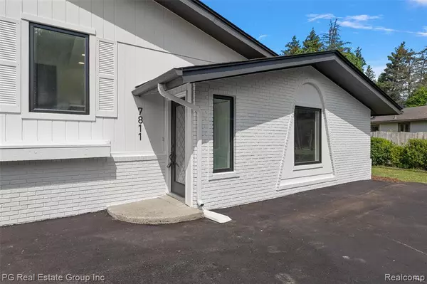 Clarkston, MI 48348,7811 Caberfae Trail