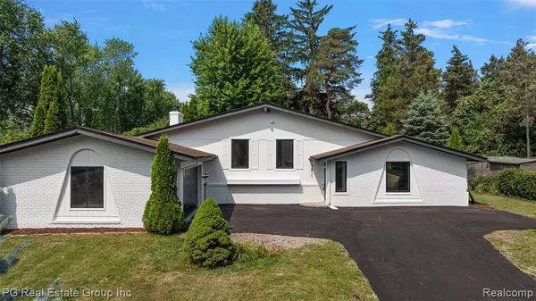 7811 Caberfae Trail, Clarkston, MI 48348