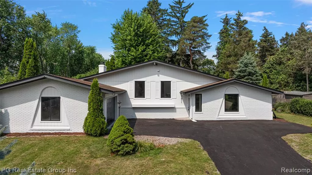 Clarkston, MI 48348,7811 Caberfae Trail