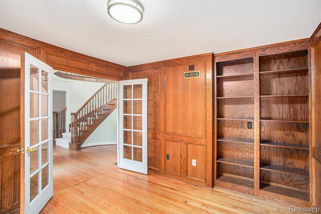 Rochester Hills, MI 48306,3706 NEWCASTLE