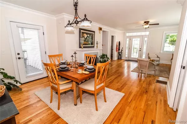 Lapeer, MI 48446,835 N Main Street