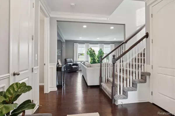 Wixom, MI 48393,2236 Adel Drive