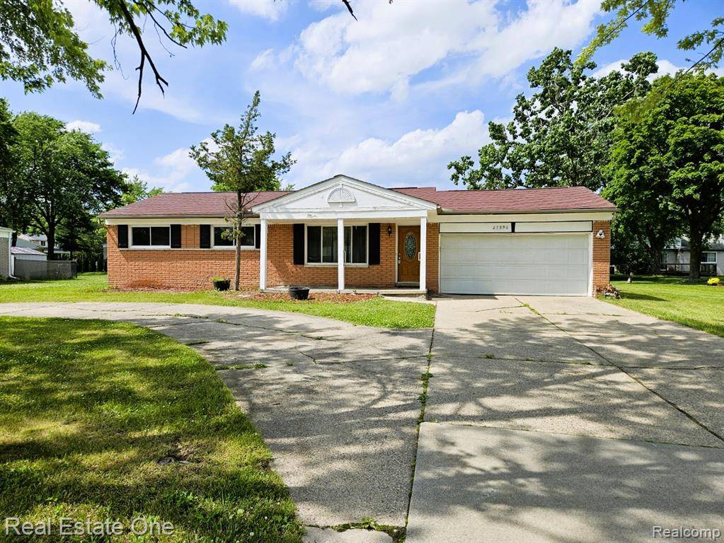 27996 W 11 MILE Road, Farmington Hills, MI 48336